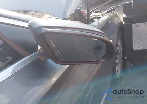 2018 Mercedes-Benz C 300 4Matic z USA, uszkodzony, nr VIN 55SWF4KB4JU248039